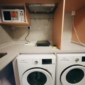 兴华大厦单人间5-十一室七厅男生专属港大步行5分钟，西营盘地铁站步行3分