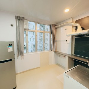 礼智大厦Studio2号房，港铁15分直达港大， 铜锣湾地铁站步行3分