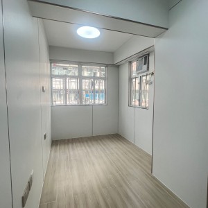 深水埗玉泉楼B室B房studio，深水埗步行3分，城大浸会15分到达，都会18分可达