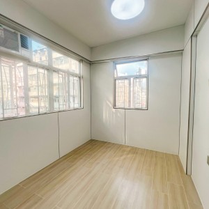 深水埗玉泉楼B室D房studio，深水埗步行3分，城大浸会15分到达，都会18分可达