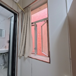 尖沙咀75号理工天花板级studio309室-理工步行只要450米！都会大学巴士通勤15分，尖沙咀地铁步行500米即达，楼下就是巴士站