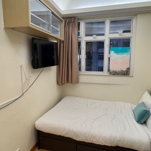铜锣湾广安大厦9楼E房studio-港大通勤18分，路对面就是铜锣湾站，周围商圈密布