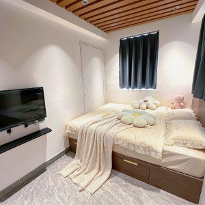 九龙太子通菜街精品Studio4号房-都会大学15分钟，香港罕见1.35米x1.95米大床，洗烘一体机，独厨独卫，轻奢风格