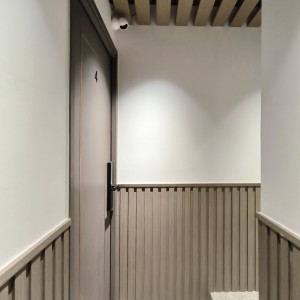 九龙太子通菜街精品Studio4号房-都会大学15分钟，香港罕见1.35米x1.95米大床，洗烘一体机，独厨独卫，轻奢风格