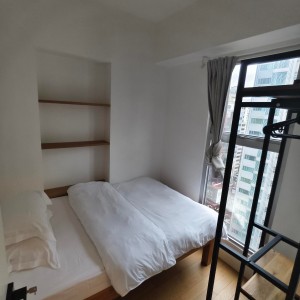 旺角钵兰街MIJ Living两室一厅，旺角站步行1分，城大浸会港铁直达12分钟通勤，都会步行12分