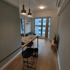旺角钵兰街MIJ Living两室一厅，旺角站步行1分，城大浸会港铁直达12分钟通勤，都会步行12分