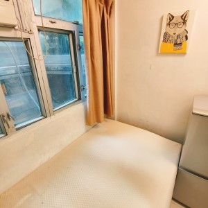 中环铁行里10号5楼2房studio，只要6k！实现港大8分钟通勤，距中环站200米，超值单间只有一间先到先得