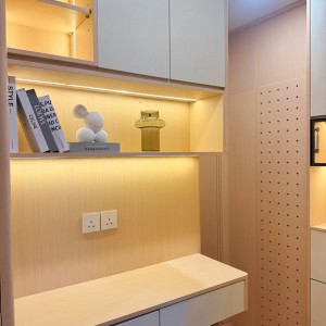 旺角建煌华厦8楼111a室日系精装studioB房，旺角双站3分即达，城大都会理工均15分钟到校