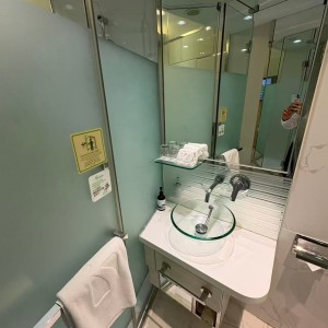 富荟土瓜湾酒店单人间，土瓜湾站步行2分，都会巴士8分，理工地铁6分，尊享健身房露天休息区