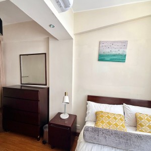 坚尼地城吉席居单人间H1房，港大步行19分或一站地铁即达，全港最速港大通勤房