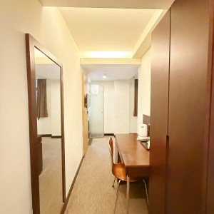 油麻地弥敦道独卫学生公寓KASA单人间13号房，油麻地地铁C口上盖，九龙四校通勤15分钟内，整栋电梯公寓