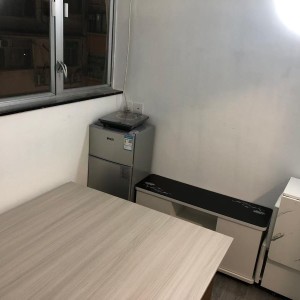 尖沙咀金馬倫道16號金馬大廈6樓B室C房,步行750米！尖沙咀地铁160米，理工步行750米