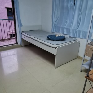 大埔赤泥坪村2楼B座单间A房，女生专属，中文大学步行8分即达，巴士站5分步行