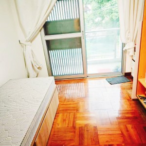 大埔赤泥坪村26C号1楼A室，仅限男生，中大步行11分，步行5分就有小巴站