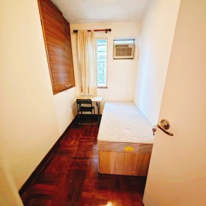 大埔赤泥坪村26C号1楼D室，仅限男生，中大步行11分，步行5分就有小巴站