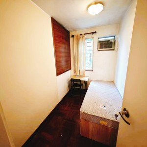 大埔赤泥坪村26C号1楼D室，仅限男生，中大步行11分，步行5分就有小巴站