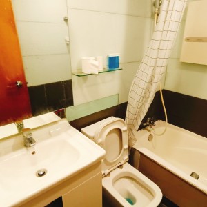 马鞍山迎涛湾29楼H室B房，仅限男生，马鞍山地铁站步行4分，中文大学全程通勤20分，商圈中心生活便利
