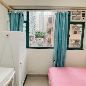 旺角东黑布街一期女生单间4号房-四室两卫带窗单间，旺角站步行5分，交通便利理工城大浸会优选