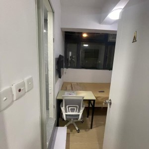 铜锣湾霎东街49号一楼A房studio-毗邻时代广场，铜锣湾地铁站A口步行2分，港大通勤20分