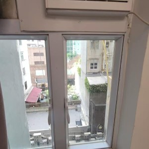 湾仔金禧大廈4楼F室A房studio-湾仔核心区超大studio，有窗卫生间干湿分离，步行5分+巴士18分即可抵达港大