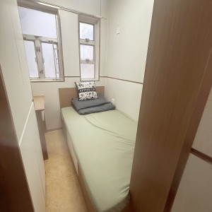 旺角西洋菜南街50号studio104号房，旺角站E2出口对面，城大浸会通勤10分，九龙学子最佳选择