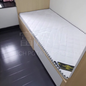 新界粉岭中心B507室3号房女生单间，电梯私人屋苑，东铁线3站到中文大学校巴点，14分钟到深圳口岸