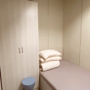 旺角道28号独卫studioM房，拎包入住，旺角站步行3分，旺角东步行4分，九龙4校15分钟通勤