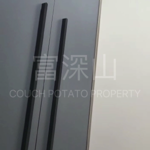 沙田马鞍山新港城高层603室1号房，女生单间三室一厅电梯套房，卫浴干湿分离，无缝对接马鞍山地铁站，教育大学通勤15分，中大乘小巴15分到大学站