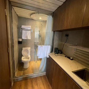 深水埗南昌街太子公馆超大空间1号房，酒店式格局独卫单间，南昌站深水埗站步行10分，城大浸会乘巴士16分