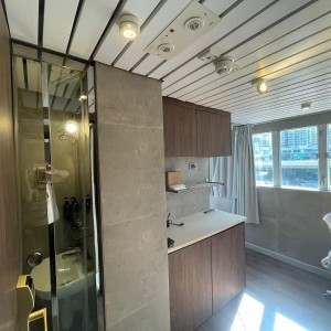 深水埗南昌街太子公馆弧形街景窗单人4号房，酒店式格局独卫单间，南昌站深水埗站步行10分，城大浸会乘巴士16分