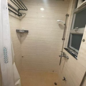 香港岛铜锣湾钻石大楼3楼单间，4k享铜锣湾四室套间，2分直达铜锣湾站，步行+港铁20分钟通勤