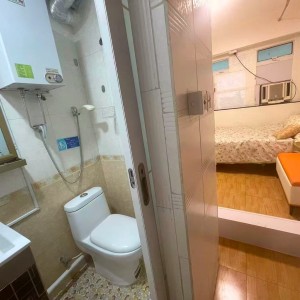 旺角弥敦道振宜大厦4楼A室A房，电梯洋房旺角站1分即达，城大通勤17分，都会通勤18分
