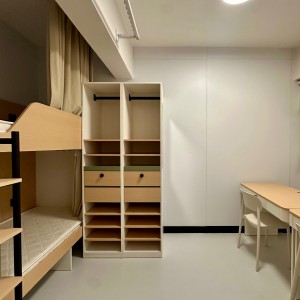 油麻地上海街KOPI339学生公寓A1房上下铺双人间，油麻地地铁站步行3分，理工西九龙校区步行10分，都会通勤17分