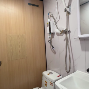 油麻地上海街KOPI339学生公寓D4舒适单人房，油麻地地铁站步行3分，理工西九龙校区步行10分，都会通勤17分