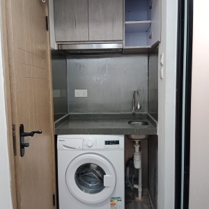 油麻地砵兰街43号5楼C房studio，油麻地地铁上盖，城大浸会3站即达，九龙四校通勤20分内