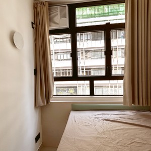尖沙咀汉口道汉中大厦studioC房，开放式大空间，尖沙咀地铁上盖，理工地铁1站or步行1.1公里即达，都会乘小巴19分钟到校