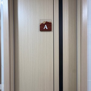 尖沙咀海景大厦整层学生公寓studioA房-理工步行10分，都会大学巴士+步行17分，尖沙咀地铁5分