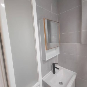 荃湾杨屋道studioE2/E5/E7房，步行6分到屯马线，步行8分到荃湾站，楼下巴士众多