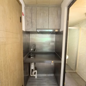 油麻地砵兰街43号5楼B房studio，油麻地地铁上盖，城大浸会3站即达，九龙四校通勤20分内