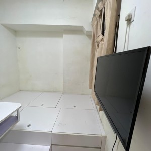 湾仔轩尼诗道昌业大厦354房B室studio，湾仔铜锣湾双站在侧，演艺学院11分通勤，港大17分即达