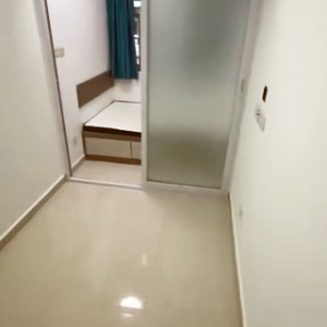 佐敦文苑街文苑中09室C房，一房一厅空间宽敞，柯士甸步行4分，佐敦站步行6分，都会大学通勤15分，理工1站直达，城大浸会通勤20分内