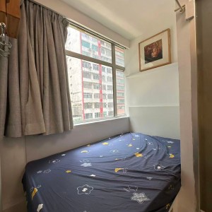 铜锣湾轩尼诗道胜华楼A室A房studio，港大演艺地铁直通，电梯洋楼配独卫洗衣机，半年起租