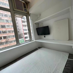 铜锣湾轩尼诗道胜华楼A室B房studio，港大演艺地铁直通，电梯洋楼配独卫洗衣机，半年起租