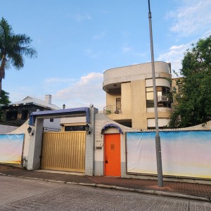 九龙塘皓日花园别墅式学生公寓-男生专属-特式采光窗户单人间A3，九龙塘D出口，港城市、浸会步行10-15分钟，理工中大地铁直达