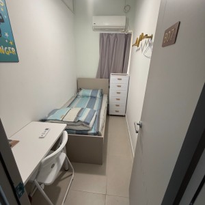 九龙塘皓日花园别墅式学生公寓-男生专属-小型单人间B08，九龙塘D出口，港城市、浸会步行10-15分钟，理工中大地铁直达