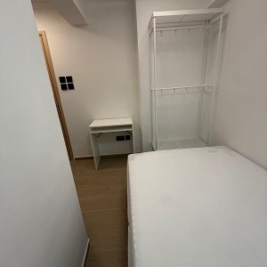 九龙弥敦道平安大厦11室studioA房，电梯洋房油麻地佐敦双站临近，理工通勤15分，城大浸会港铁直达