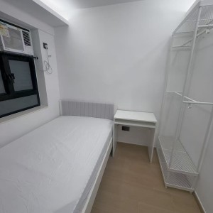 九龙弥敦道平安大厦11室studioE房，电梯洋房油麻地佐敦双站临近，理工通勤15分，城大浸会港铁直达