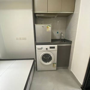 北角马宝道44号4楼C房studio-港大25分通勤，港铁北角站步行1分，周边超多巴士站