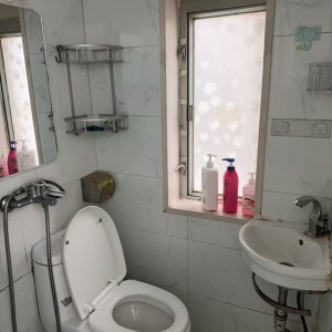 旺角道28号独卫studioC房，拎包入住，旺角站步行3分，旺角东步行4分，九龙4校15分钟通勤