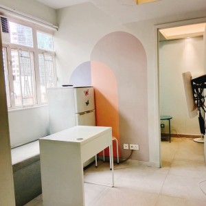 铜锣湾凤鸣大厦H房D室studio，步行1分进铜锣湾站，港大5站直达免爬楼，一室一厅配干湿分离卫浴